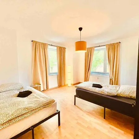 Apartment Zentrale Wohnung, Komplette Ausgestattet-neue Moebel *