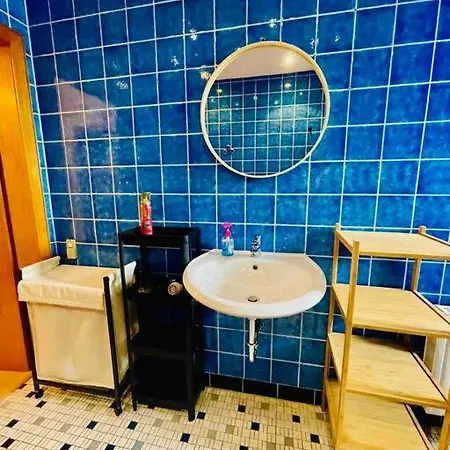 Zentrale Wohnung, Komplette Ausgestattet-neue Moebel 아파트 보훔